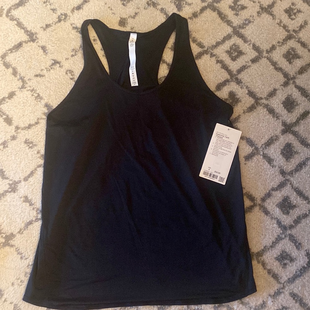 lululemon essentials tank top. Size 8.